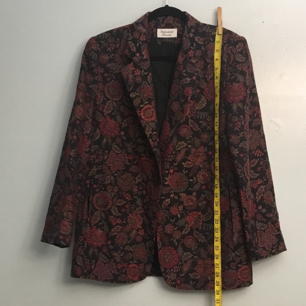 Giancarlo Red and Black Brocade Blazer